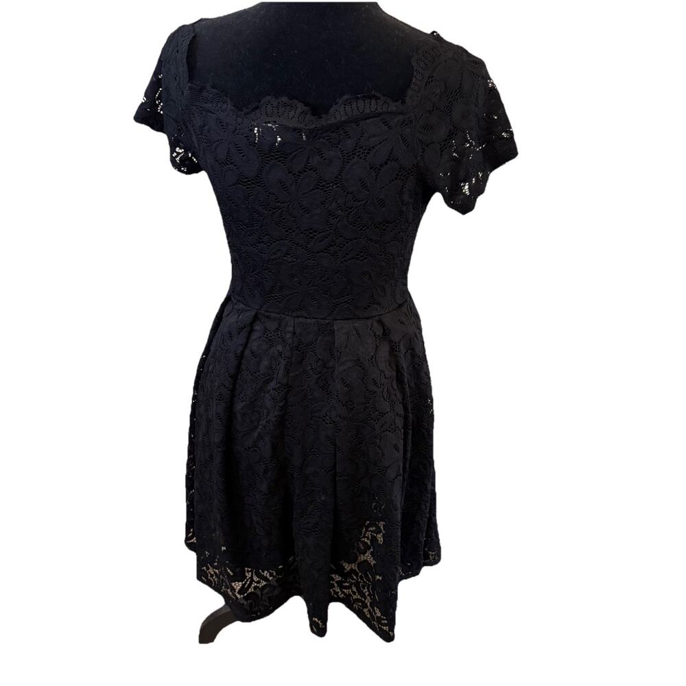 MISSMAY Retro Gorgeous City Dress Floral Lace Black Size Medium - Picture 5 of 6